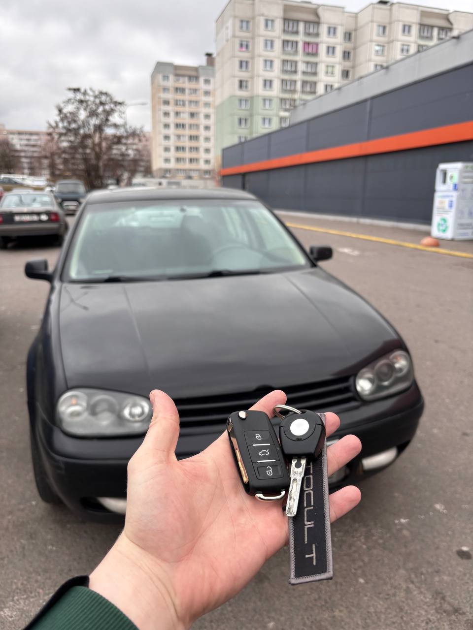 Фольсваген Гольф 4 изготовление дубликата чип ключа зажигания Фольсваген Гольф 4 изготовление дубликата чип ключа зажигания