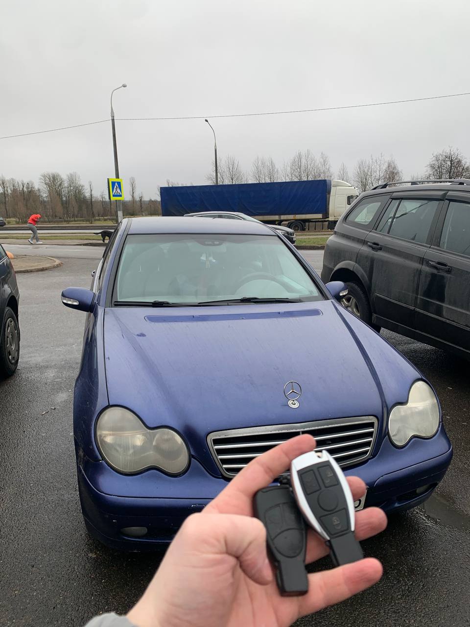 Мерседес W203 изготовление дубликата чип ключа зажигания Мерседес W203 изготовление дубликата чип ключа зажигания