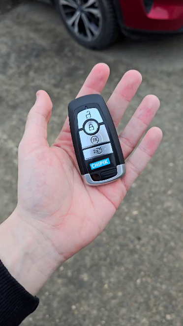 Фольксваген Поло изготовление дубликата чип ключа зажигания