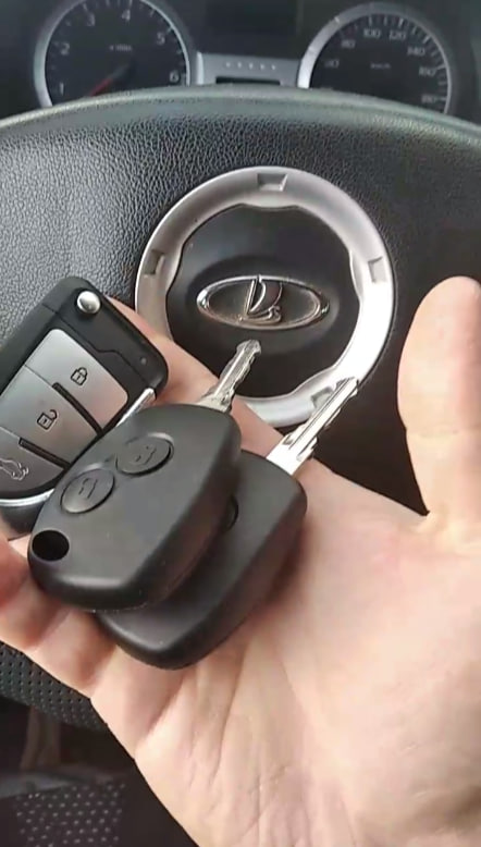 Фольксваген Поло изготовление дубликата чип ключа зажигания