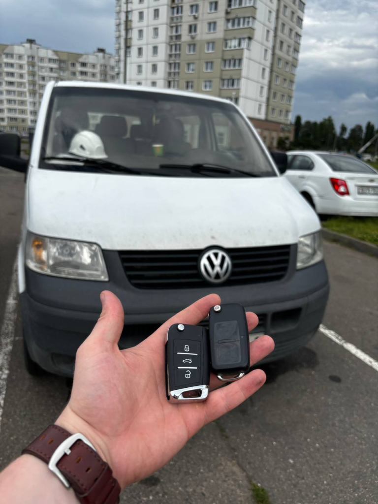 Фольксваген Поло изготовление дубликата чип ключа зажигания