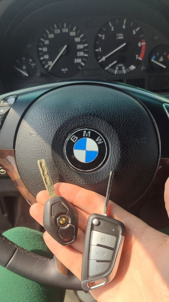 Фольксваген Поло изготовление дубликата чип ключа зажигания