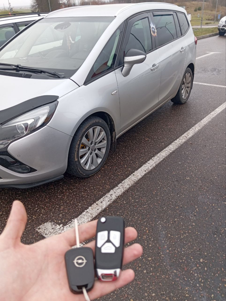 Фольксваген Поло изготовление дубликата чип ключа зажигания