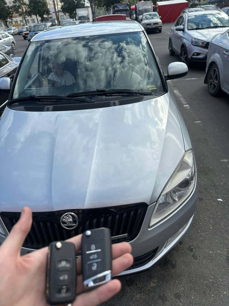 Фольксваген Поло изготовление дубликата чип ключа зажигания