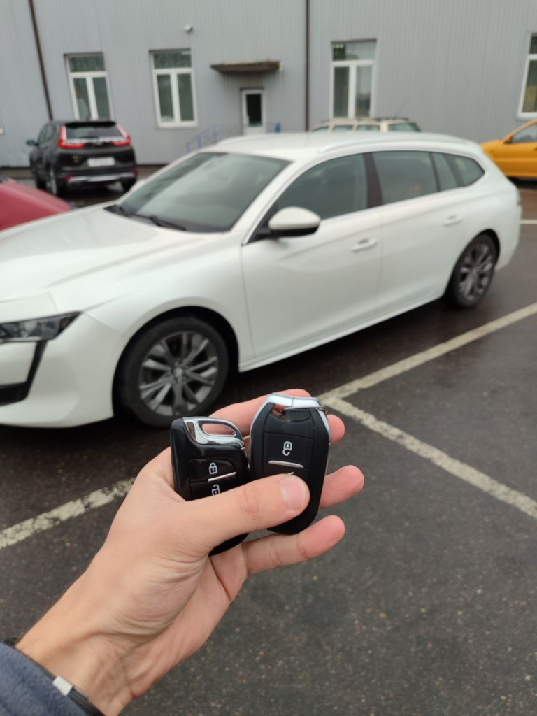 Peugeot 508 изготовление дубликата чип ключа зажигания