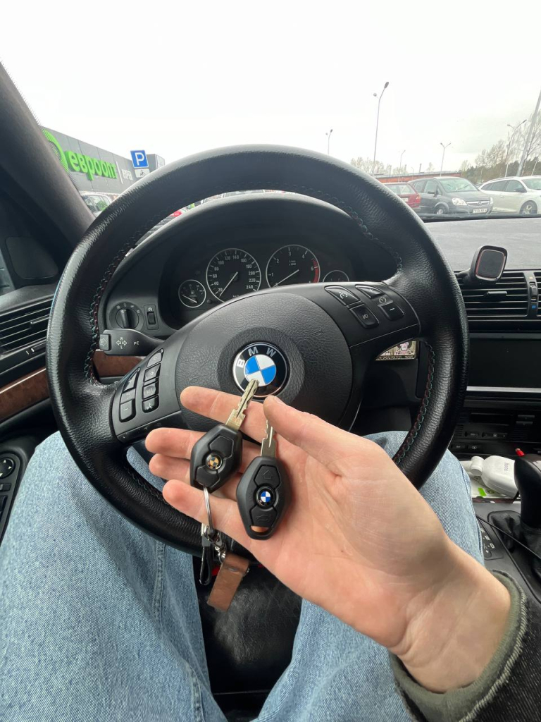 Фольксваген Поло изготовление дубликата чип ключа зажигания