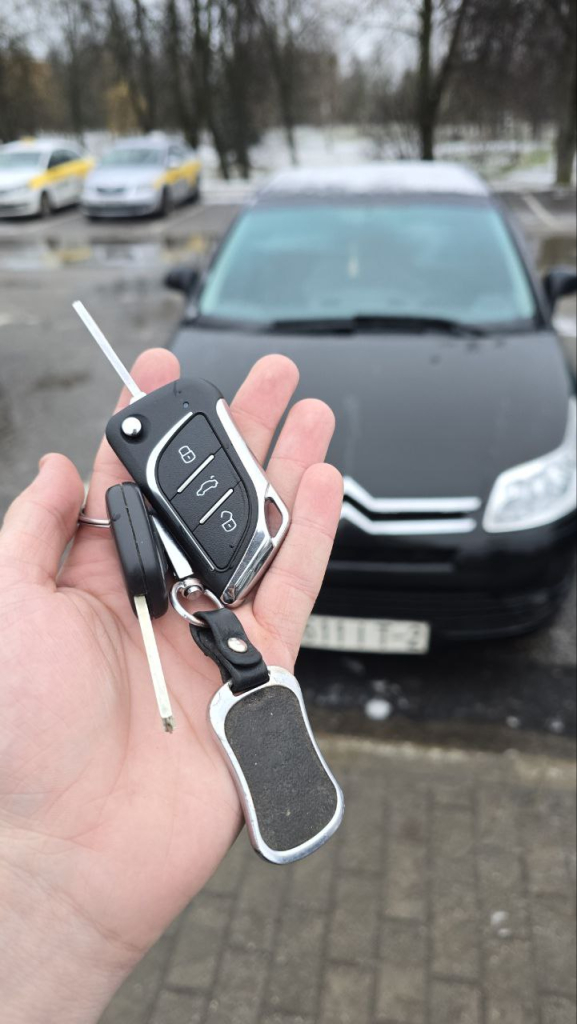 Фольксваген Поло изготовление дубликата чип ключа зажигания