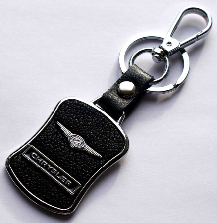 Брелок Крайслер металл кожа 