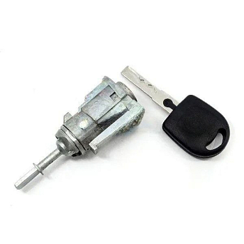 Ремонт замка Фольксваген Маготан левой двери