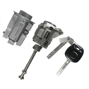 Ремонт замка Тойота Камри комплект всех замков