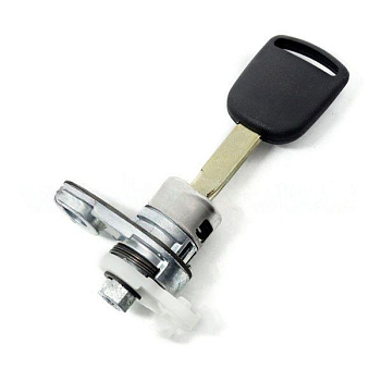 Ремонт замка Хонда Сити багажника