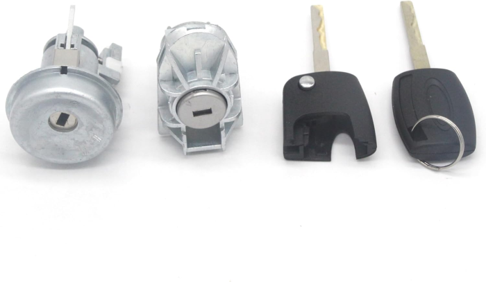 Ремонт замка Форд Фиеста левой двери и зажигания