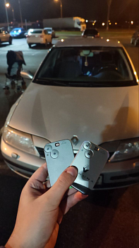 Рено Лагуна изготовление дубликата чип ключа зажигания