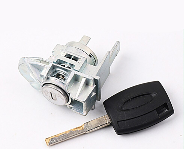 Ремонт замка Форд Фиеста левой двери