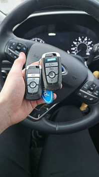 Форд Эскейп изготовление дубликата чип ключа зажигания