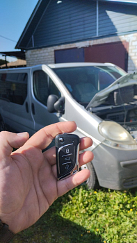 Рено Трафик 2006 изготовление ключа при полной утере